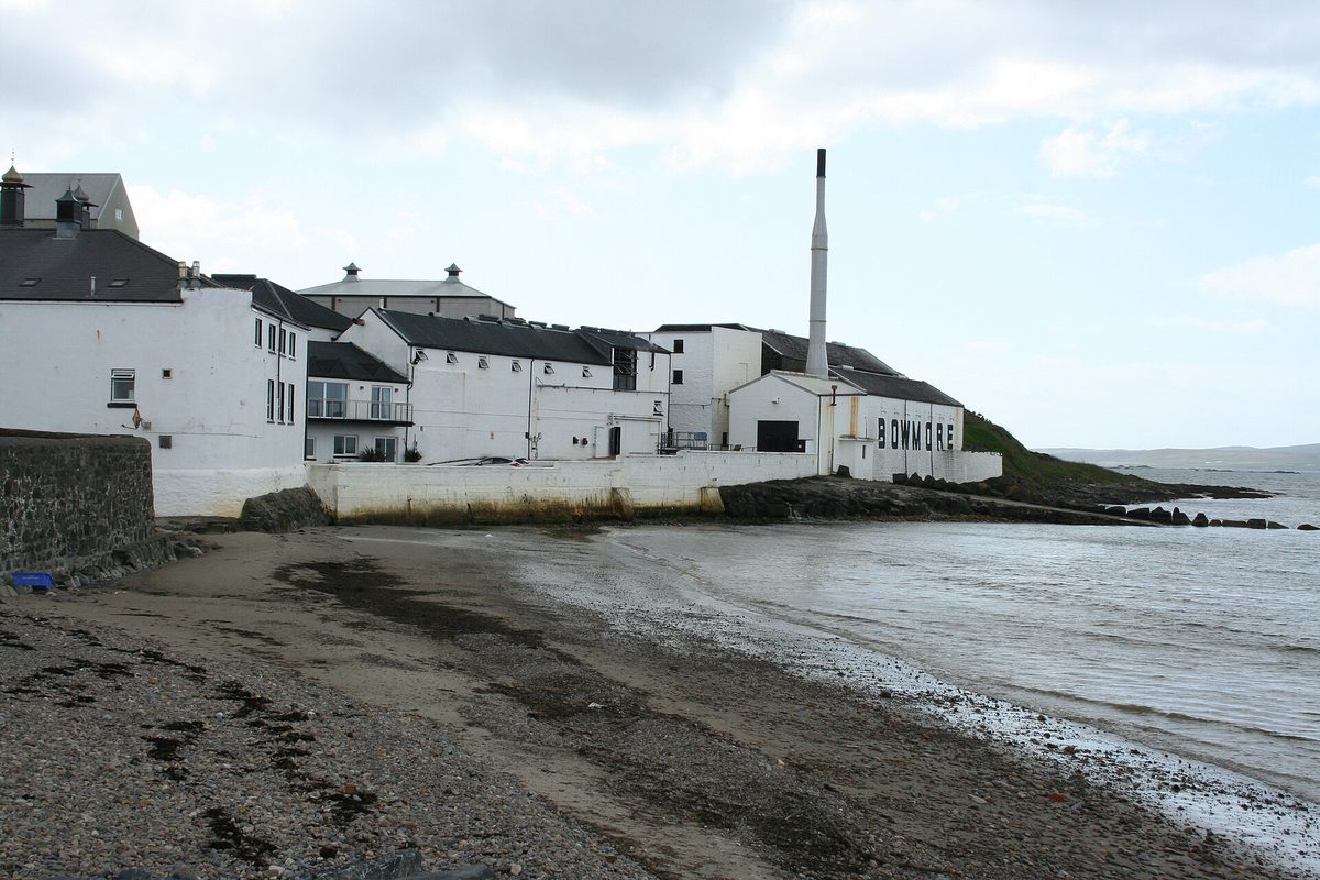 Bowmore distillery on the harbour front of Islay's main village