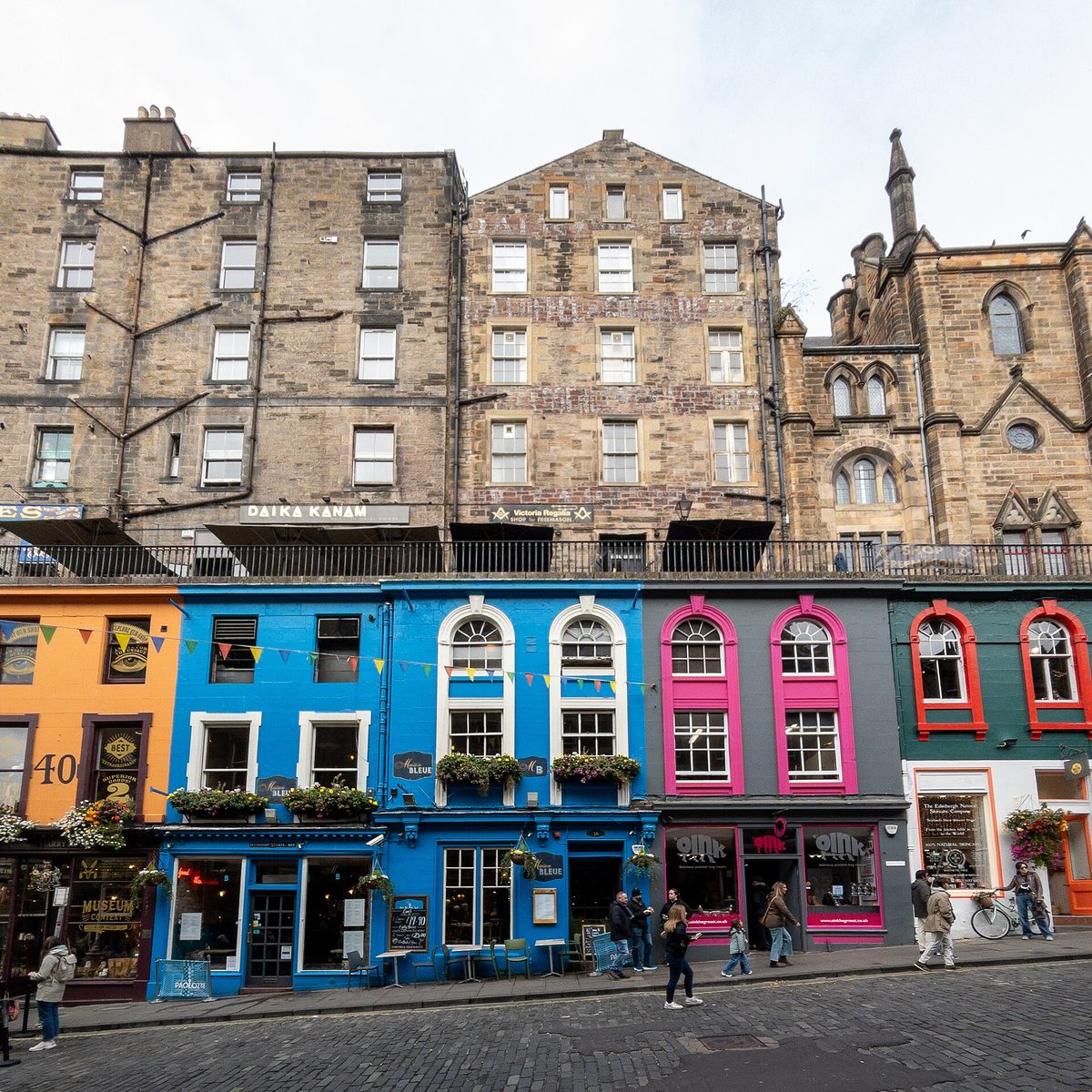 The colourful curve of Victoria Street in Edinburgh