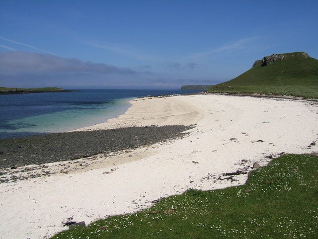 The pale shell sand of Coral Beach at Claigan, north of Dunvegan on Skye