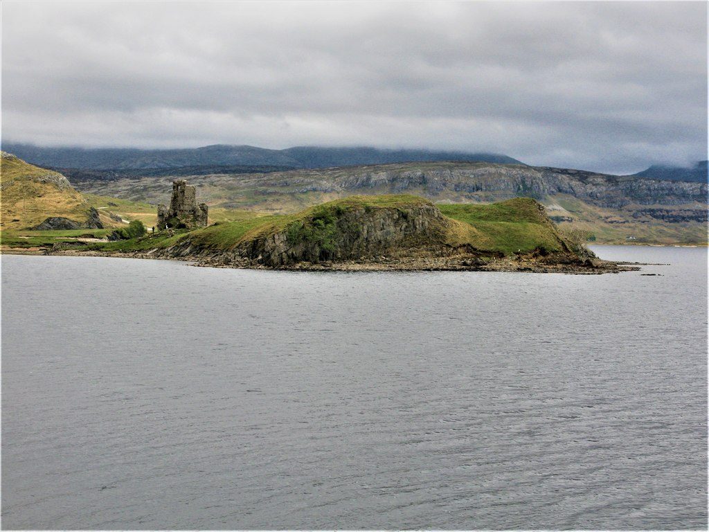 Ardvreck Castle ruins on the shore of Loch Assynt on the NC500