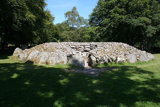Balnuaran of Clava, the Bronze Age Clava Cairns ten minutes from Culloden battlefield